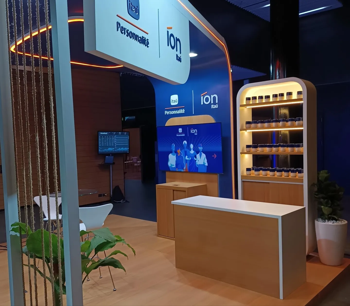 montagem de stand e cenogradia ndj producoes itau 8