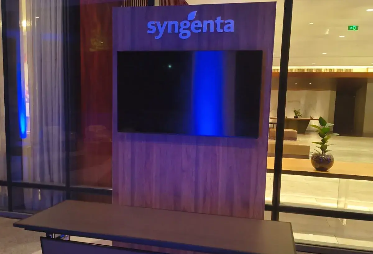 montagem de stands eventos e palcos syngenta 7